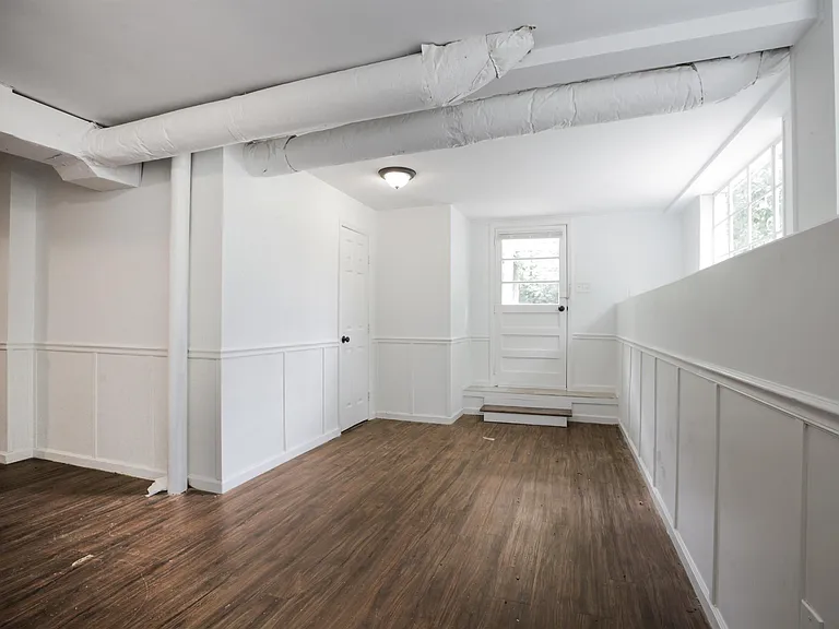 724 Rose Dr — Photo 25