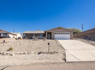710 Meadows Dr, Lake Havasu City, AZ 86404