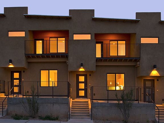 2nd image of 201 Aliso Dr SE APT 2