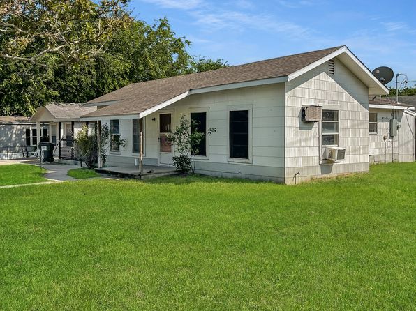 200 irvin, Falls City, TX 78113