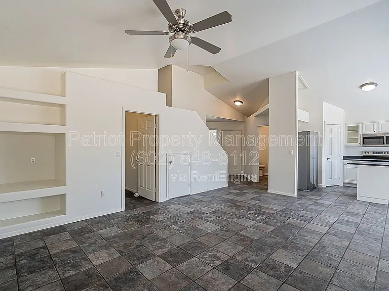 11309 N 89th Dr — Photo 10
