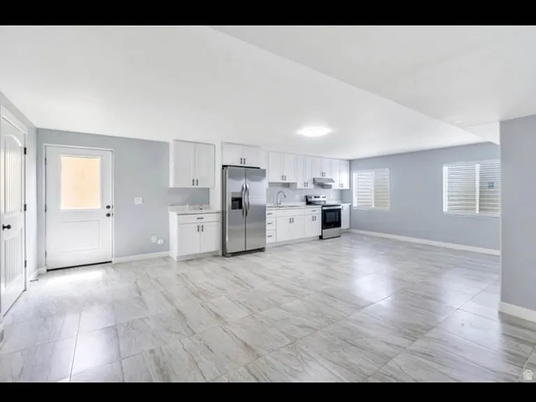 701 S Crooked Post Way — Photo 1