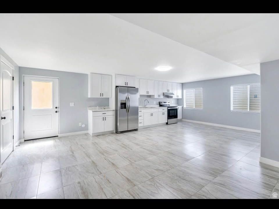 1st image of 701 S Crooked Post Way