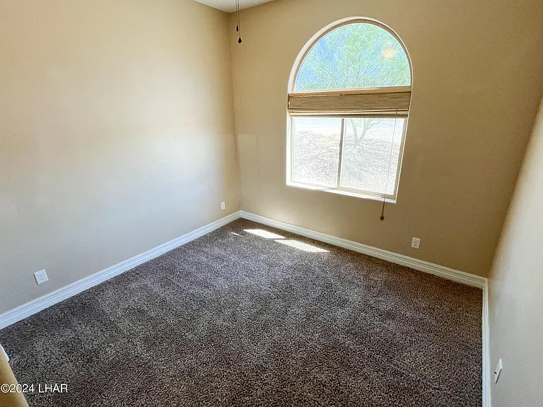 1135 Cascade Ln — Photo 11