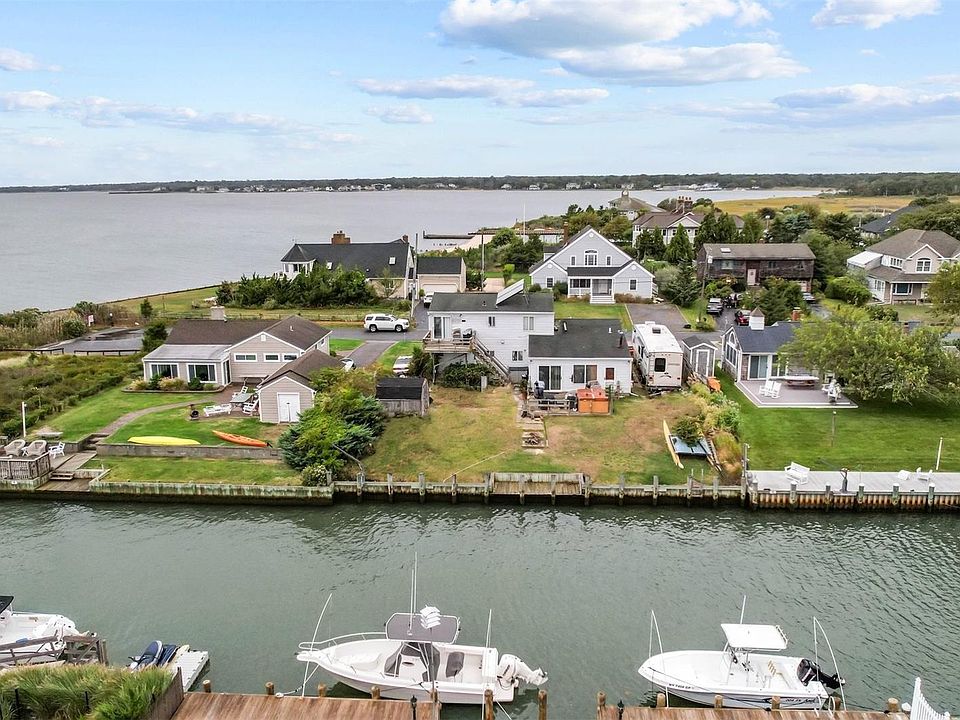 39 Barracuda Rd, East Quogue, NY 11942 MLS 3431123 Zillow