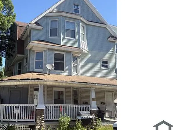 56 Wildwood Ave Unit 2, Waterbury, CT 06710