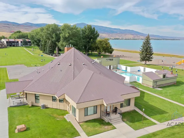 2176 S Bear Lake Blvd #338, Garden City, UT 84028