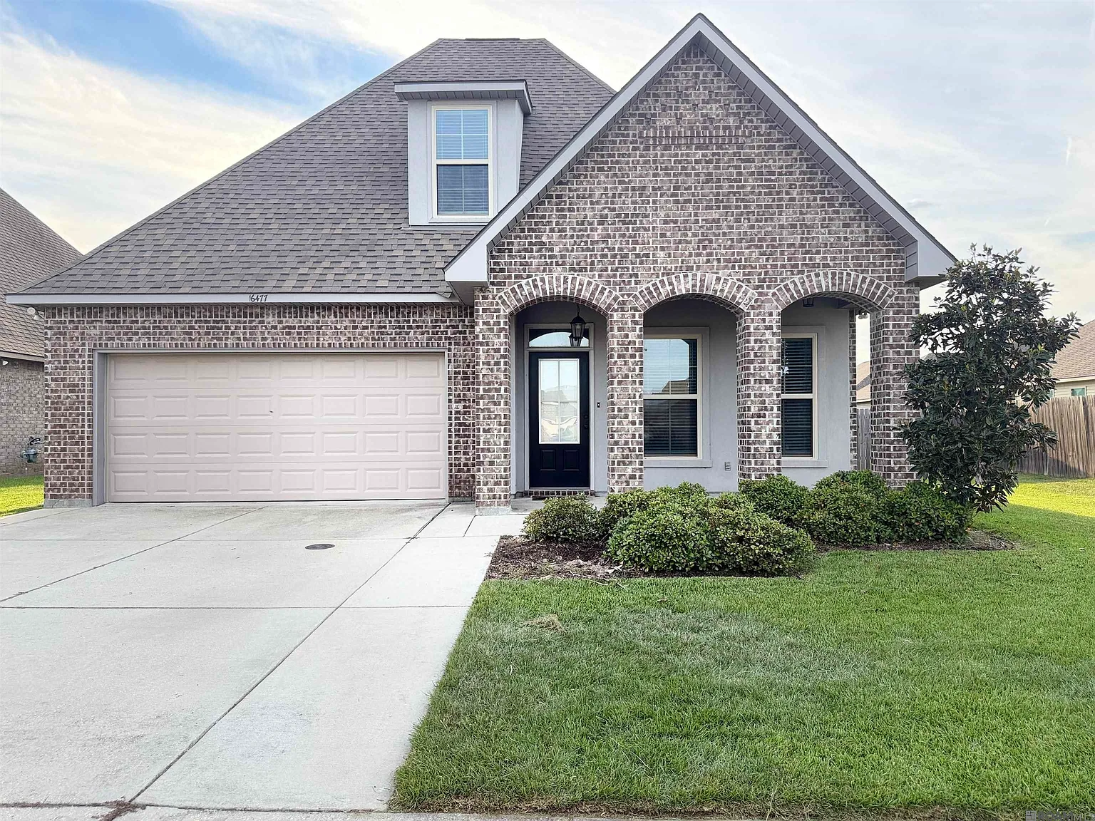 4 bed, 2397 sqft, $2,800 — Photo 1