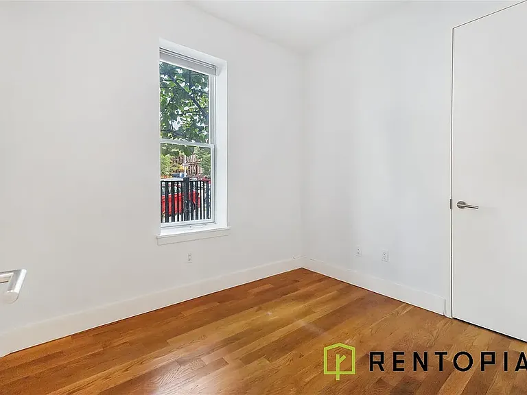 127 Lefferts Pl #1A — Photo 5