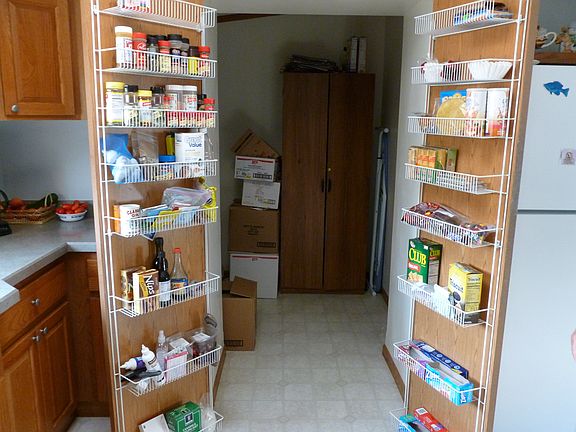 Pantry / Laundry Room