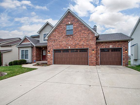 3rd image of 7017 N Grand Fir Dr