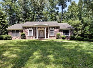 102 Pinepoint Rd, Williamsburg, VA 23185