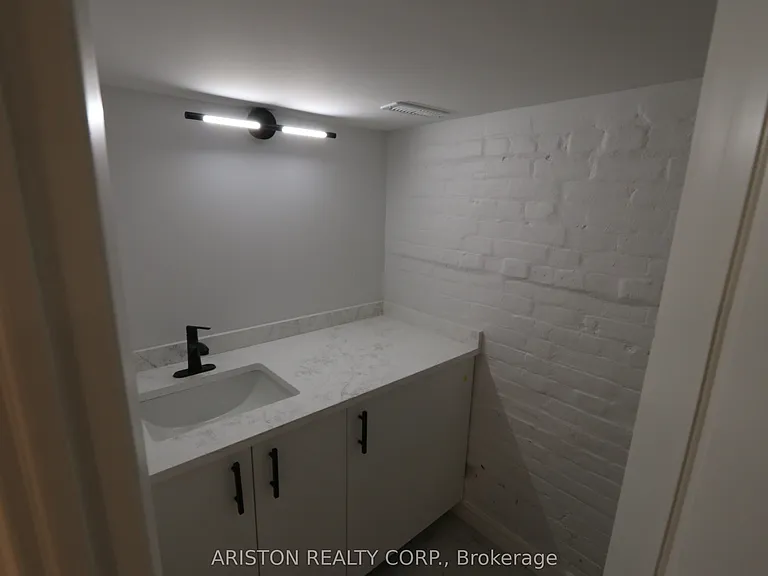 71 Pembroke St — Photo 16