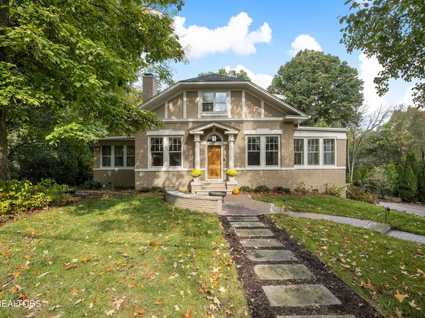 3835 Woodhill Pl, Knoxville, TN 37919