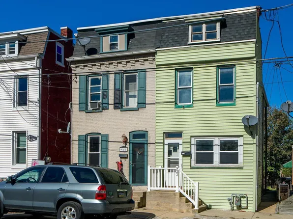 923 Blunston St, Columbia, PA 17512
