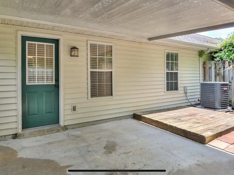 403 Laurel Pl — Photo 7