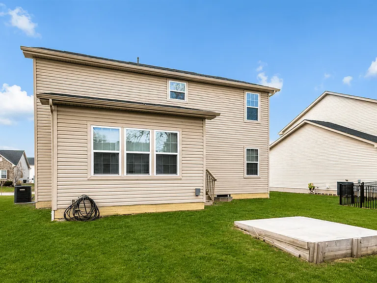 320 Ridgefield Dr — Photo 25