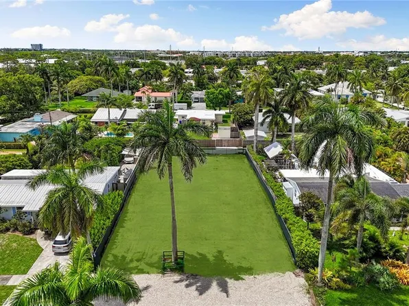 1174 Broad AVE N, NAPLES, FL 34102