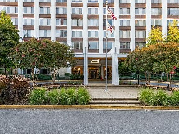 2nd image of 11801 Rockville Pike APT 1110