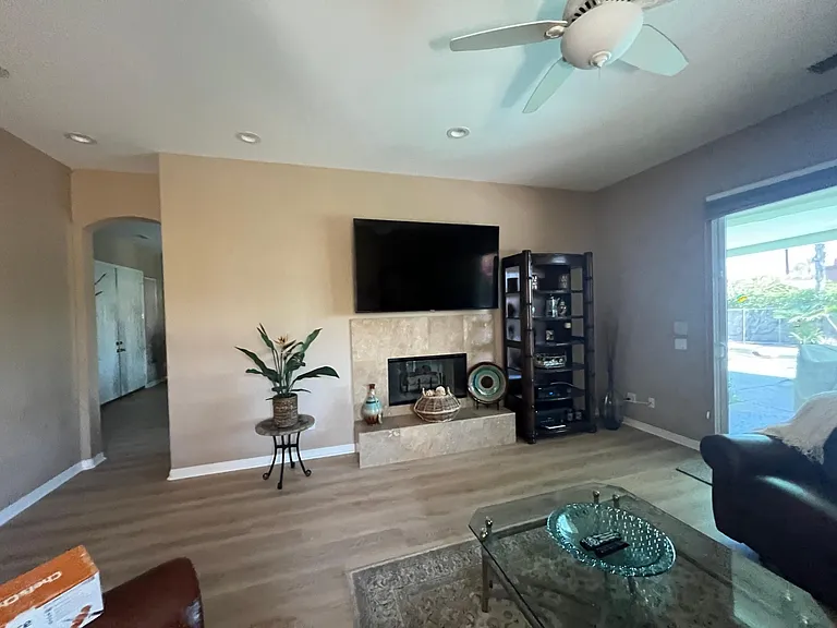 7 Dickens Ct — Photo 8