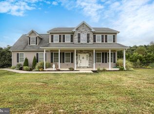 61 Pisgah Hill Rd, Shermans Dale, PA 17090