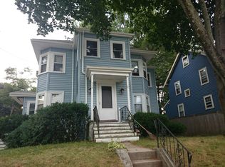 538 Weld St, West Roxbury, MA 02132