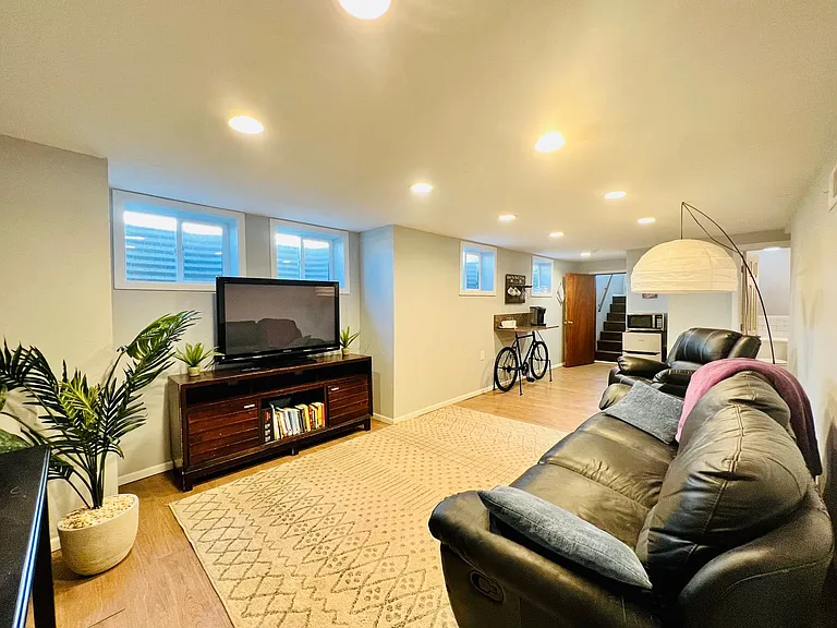 3244 S Ogden St — Photo 24