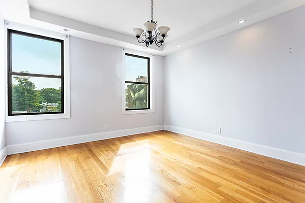 Rented by Compass | media 16