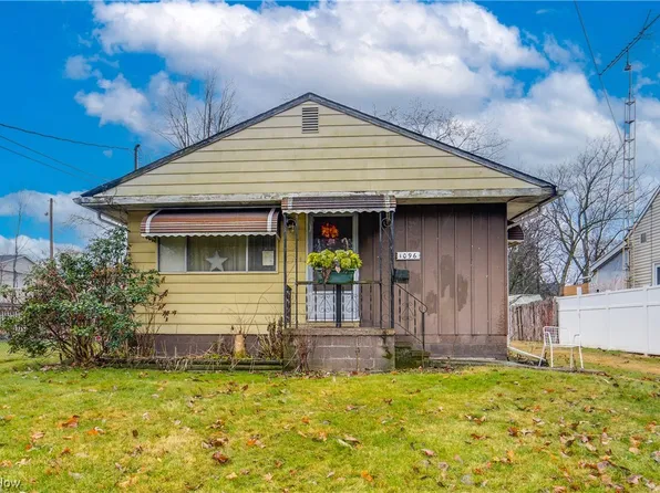 1096 Chandler Ave, Akron, OH 44314