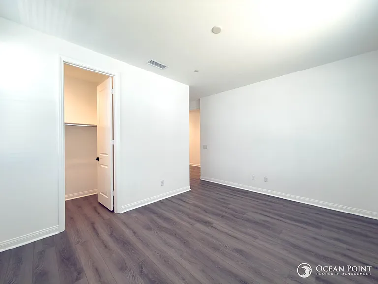 405 Wisteria St — Photo 24