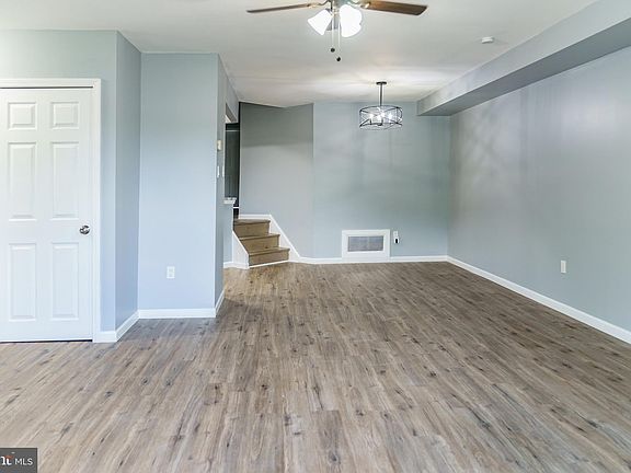 5th image of 7510 E Roosevelt Blvd