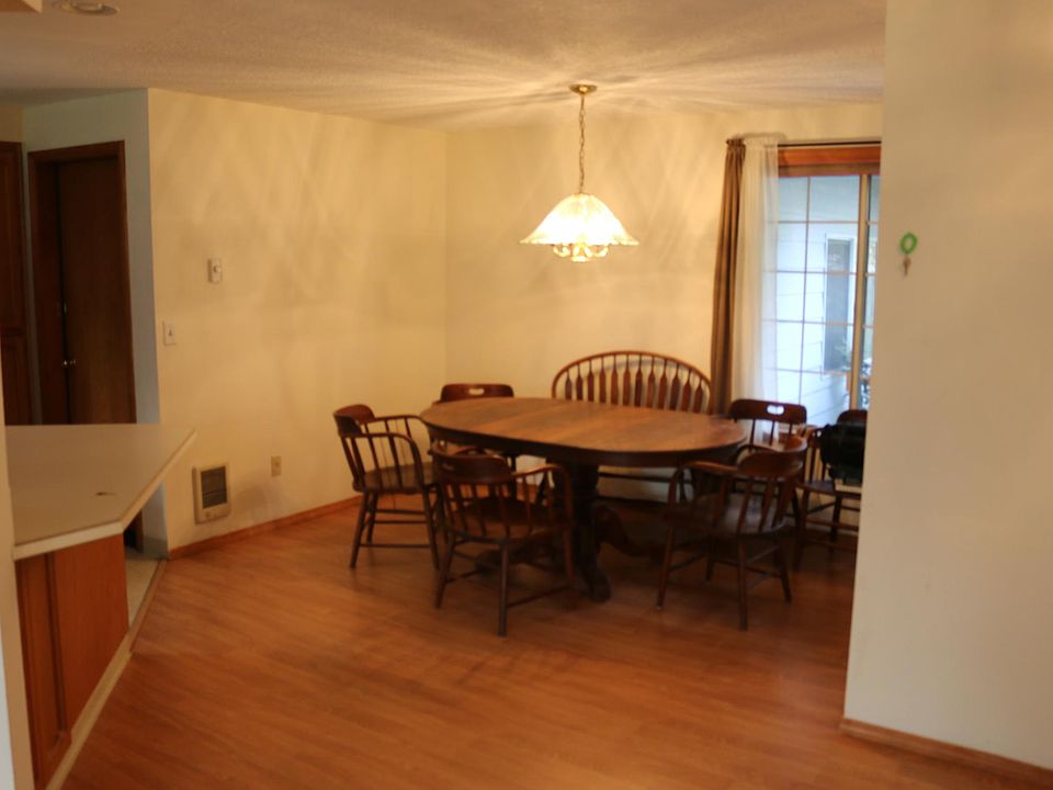 1st image of 7607 NE Aquilla Ct
