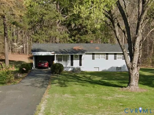 1666 E Colonial Trail Hwy, Blackstone, VA 23824
