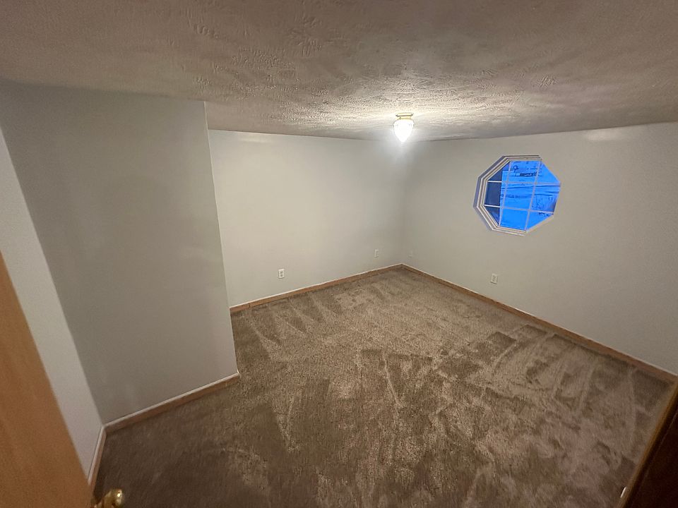 2nd image of 602 S 10th St