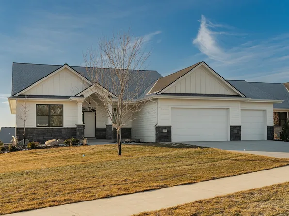 2656 Bentley Dr SW, Rochester, MN 55902