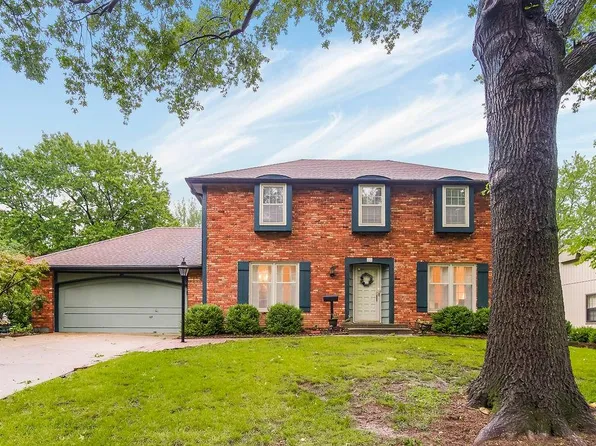 9979 Melrose St, Overland Park, KS 66214