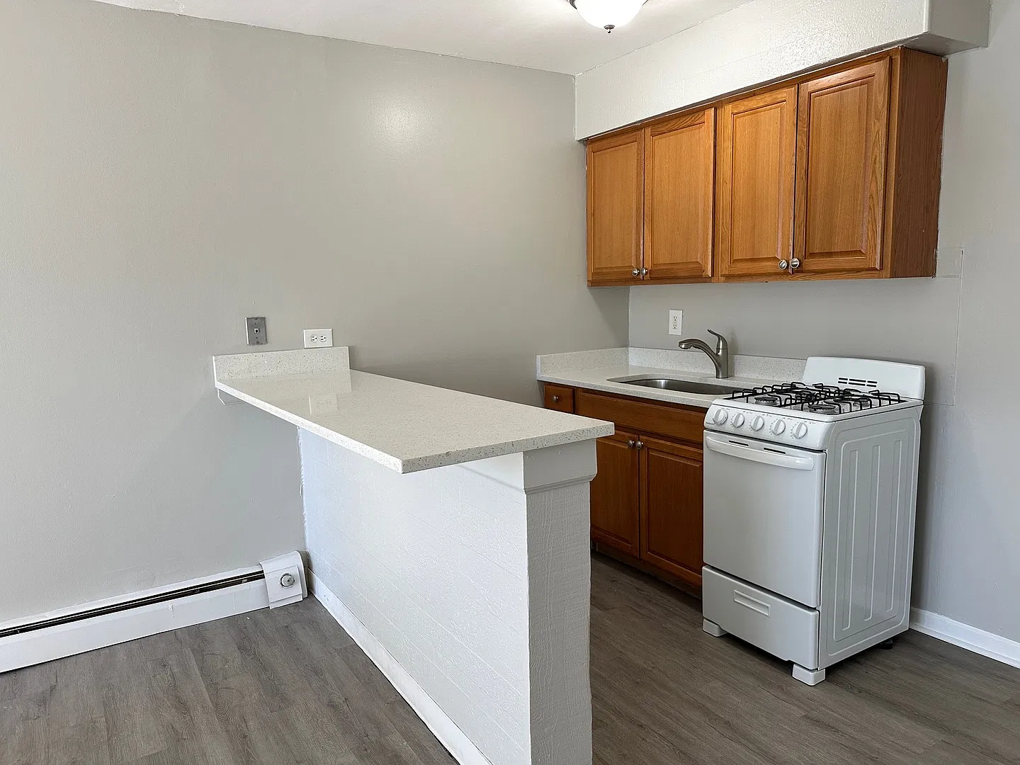 Studio, 400 sqft, $1,095 — Photo 4