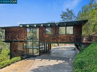 31 Normandy Ln, Orinda, CA 94563