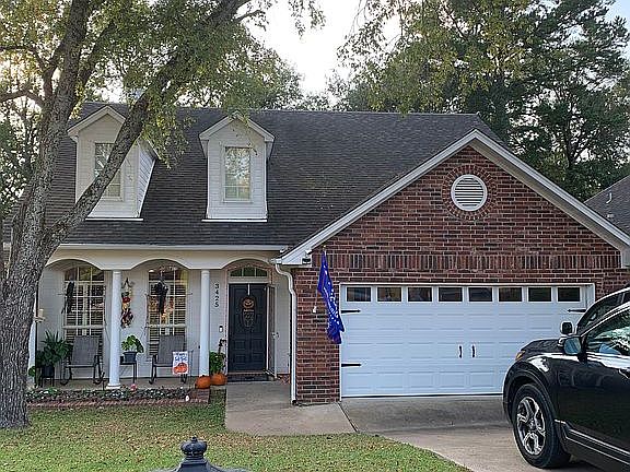 2nd image of 3425 Bienville Dr