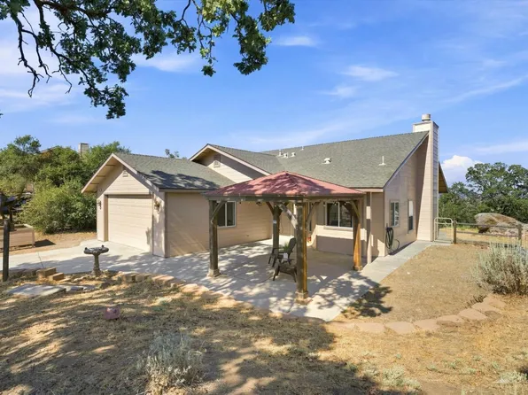24650 Sandpiper Ct, Tehachapi, CA 93561