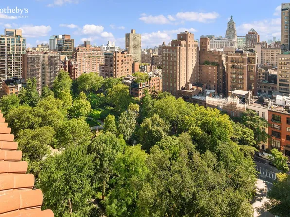 60 Gramercy Park North image 12 of 20