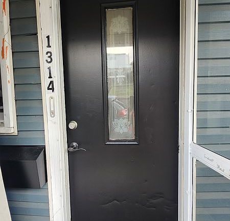 2nd image of 1314 Market St