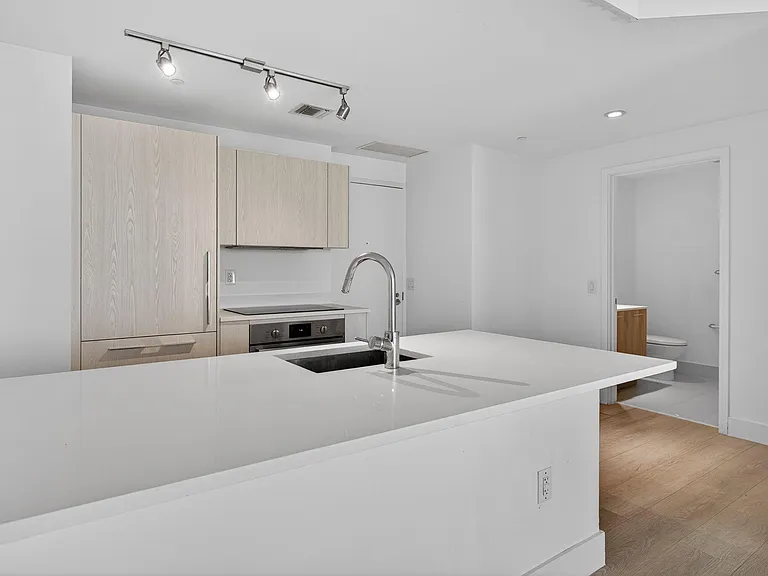 501 NE 31st St #3305 — Photo 12