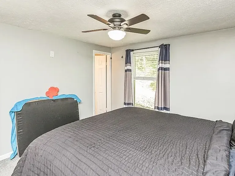15337 Edgehill Dr — Photo 10