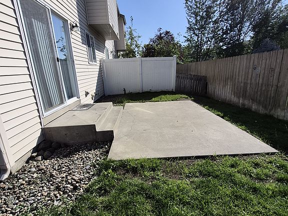 Private patio with Large Sliding glass door