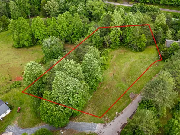 232 Hoyt Anderson Rd, Pickens, SC 29671