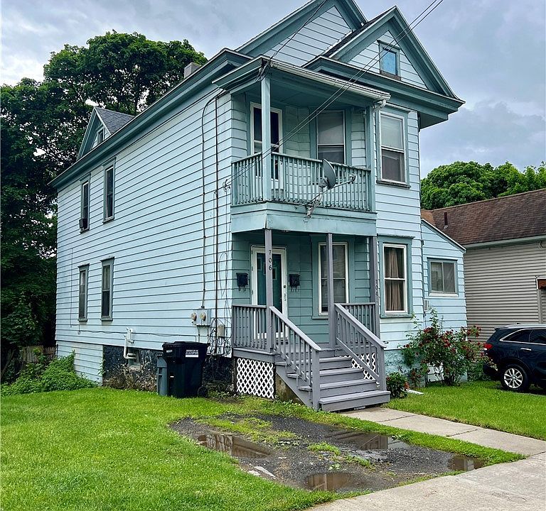 1st image of 704 Winton St