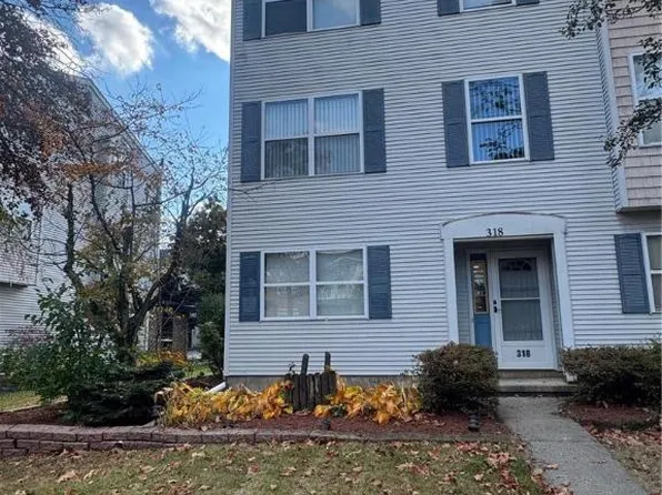 318 Mickley Rd, Whitehall, PA 18052