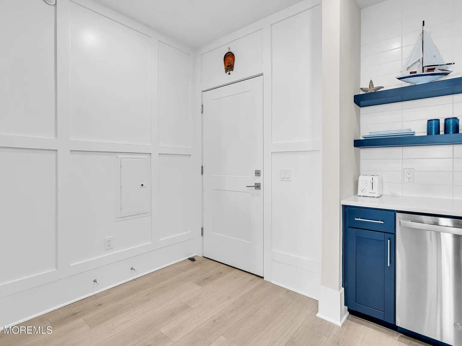 2 bed, $4,500 — Photo 4