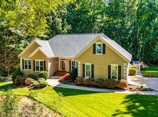 217 Windermere Cir, Newnan, GA 30265